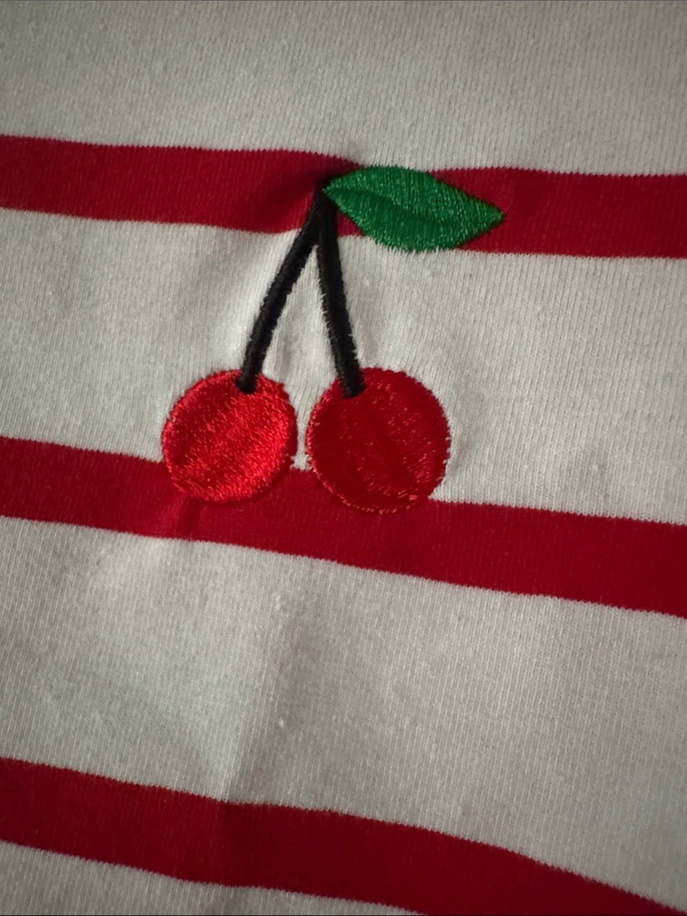 French Connection White and Red Striped Cropped Tee - Picture 4 of 4